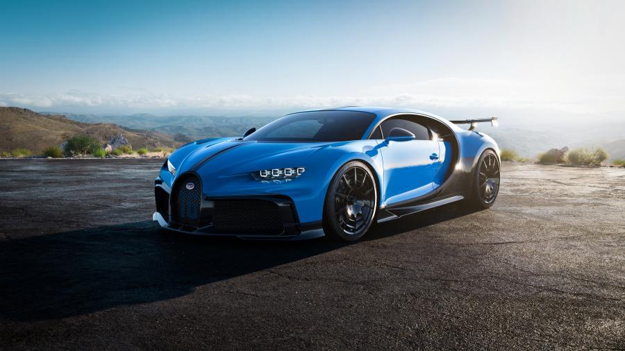  Bugatti Chiron Pur Sport 2020 года  (фото 1 из 44)